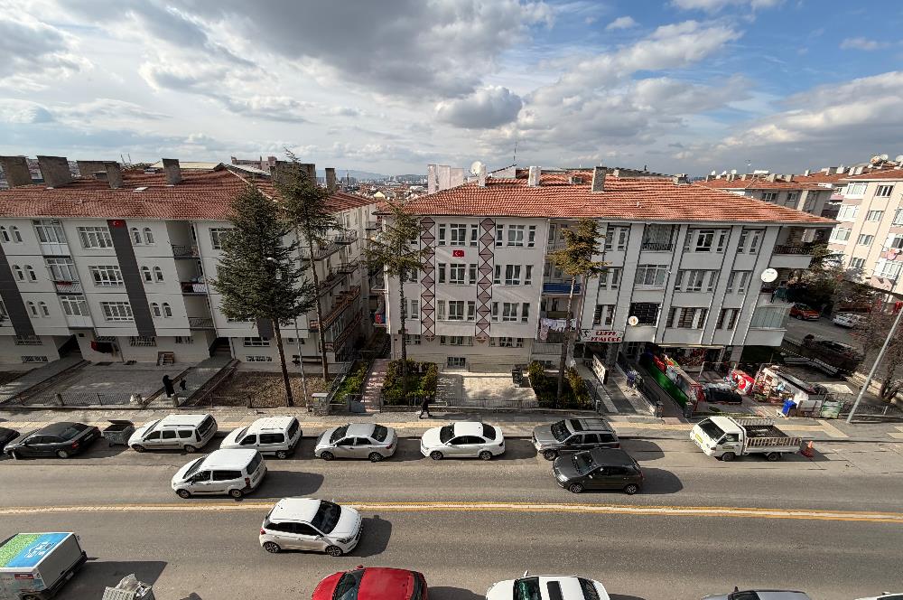 İstasyon Mah. Hastane Yanında 3+1 Bağımsız Yenilenmiș