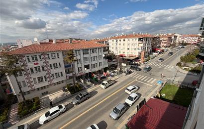 İstasyon Mah. Hastane Yanında 3+1 Bağımsız Yenilenmiș