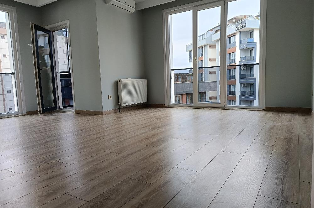 Çekmeköy Beyaz Evler Sitesi Kiralık 3+1 Daire