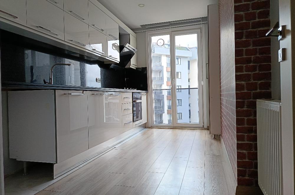 Çekmeköy Beyaz Evler Sitesi Kiralık 3+1 Daire