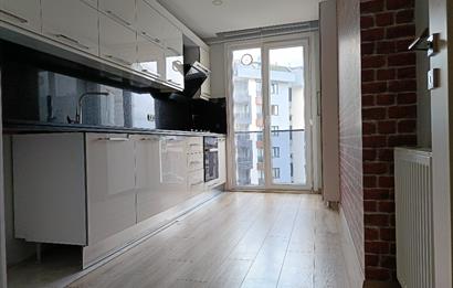 Çekmeköy Beyaz Evler Sitesi Kiralık 3+1 Daire