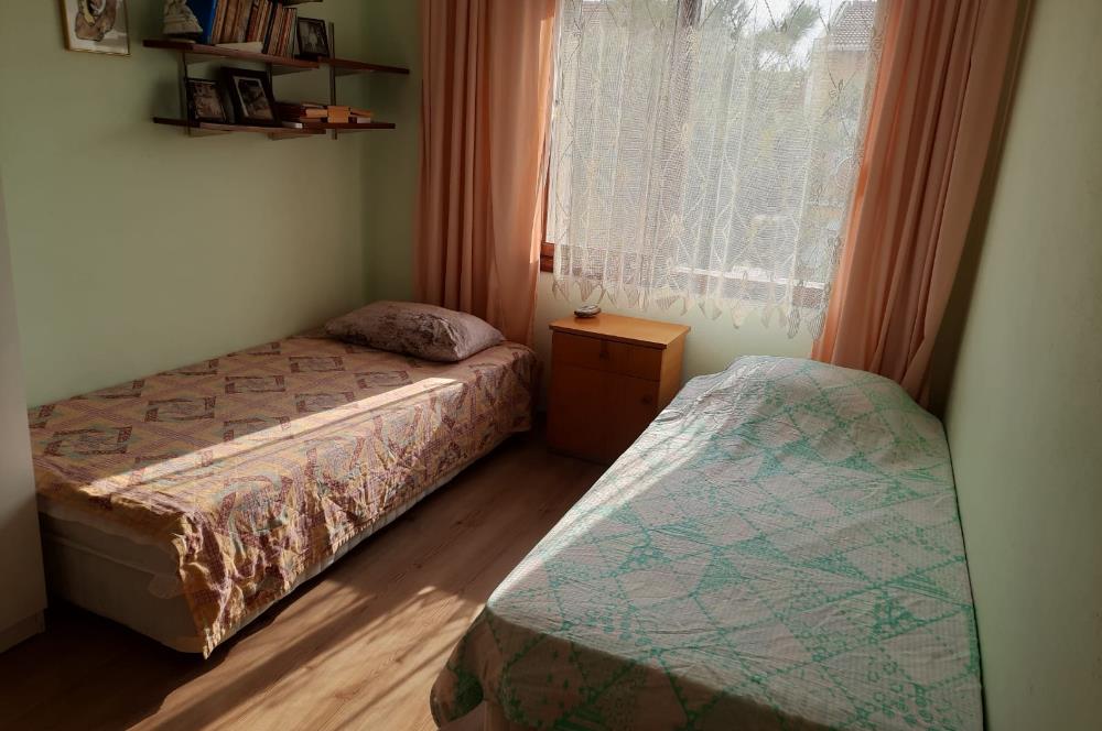 Şarköy'de, Denize Sıfır Sitede, Havuzlu, Satılık, 2+1 Yazlık