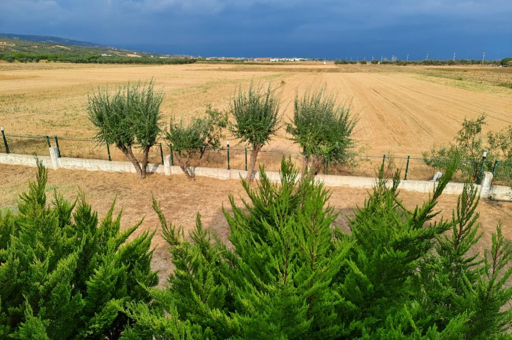 Şarköy'de, Denize Sıfır Sitede, Havuzlu, Satılık, 2+1 Yazlık