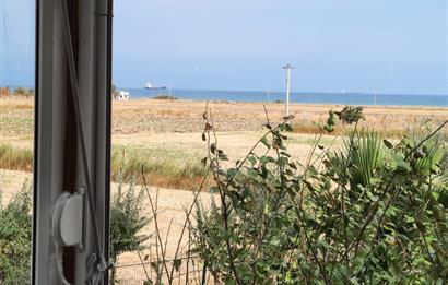 Şarköy'de, Denize Sıfır Sitede, Havuzlu, Satılık, 2+1 Yazlık
