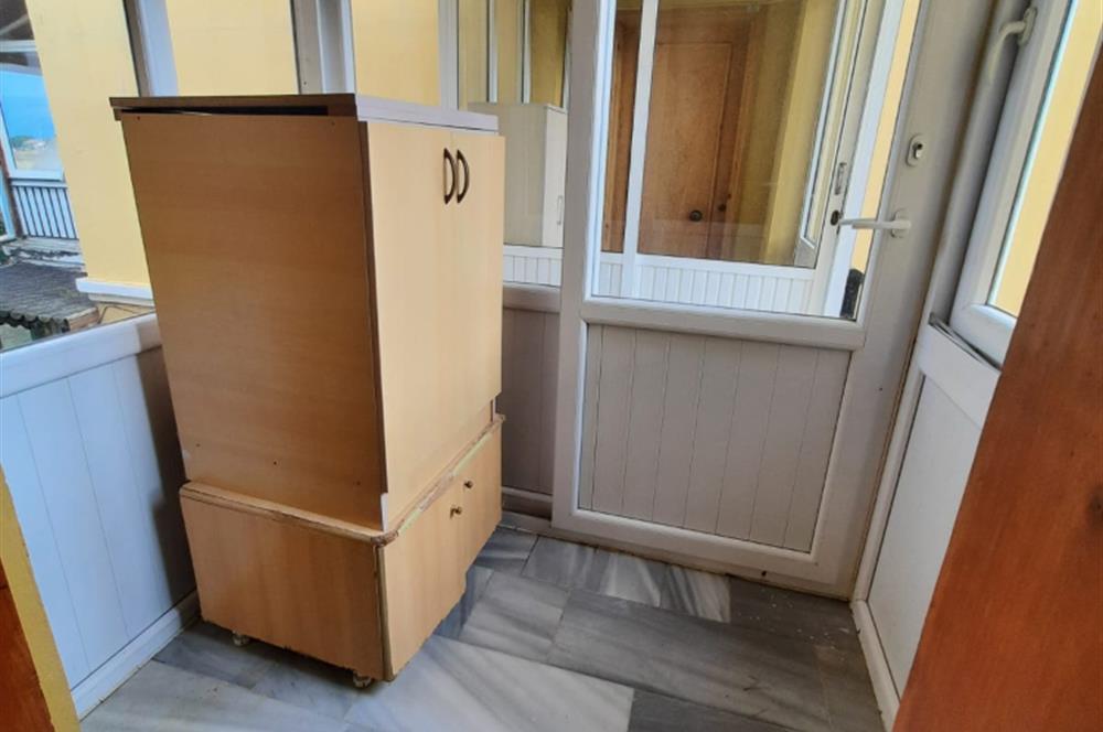 Şarköy'de, Denize Sıfır Sitede, Havuzlu, Satılık, 2+1 Yazlık