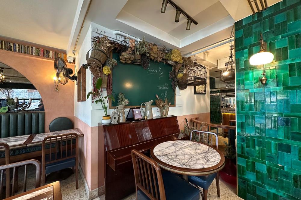 Teşvikiyede satılık kiracılı iş yeri