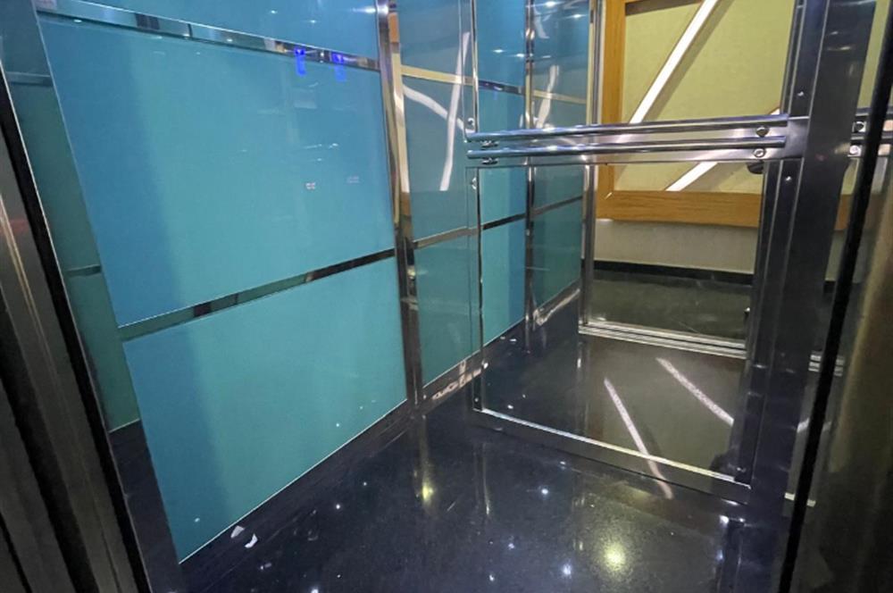 ÇANAKKALE CADDESİ'NDE 2+1 5. KAT ARA DUBLEKS KAPALI OTOPARKLI