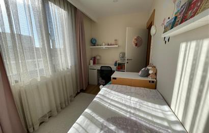 ÇANAKKALE CADDESİ'NDE 2+1 5. KAT ARA DUBLEKS KAPALI OTOPARKLI