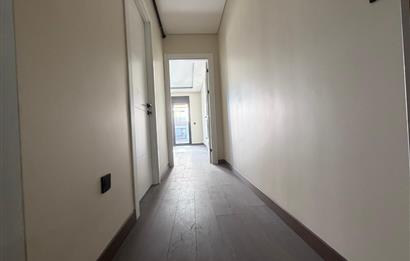 Göztepe'de Bağdat caddesine yakın 1+1 kiralık daire otoparklı