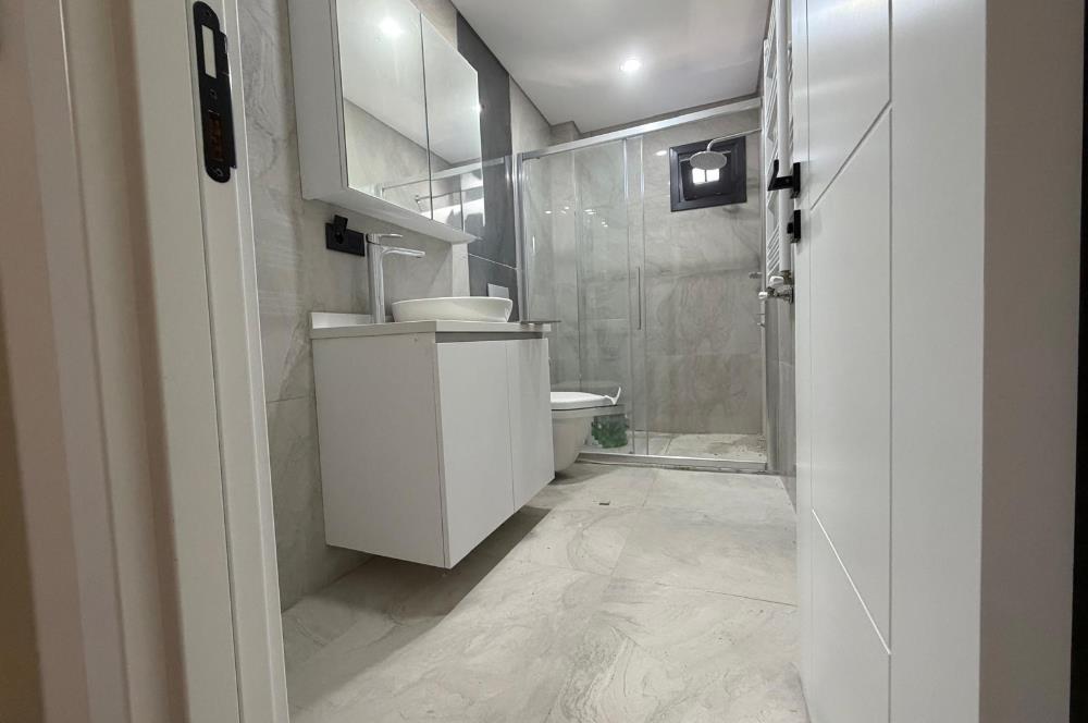 Göztepe'de Bağdat caddesine yakın 1+1 kiralık daire otoparklı