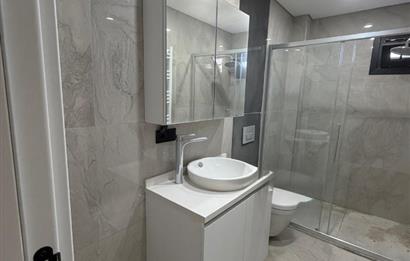 Göztepe'de Bağdat caddesine yakın 1+1 kiralık daire otoparklı