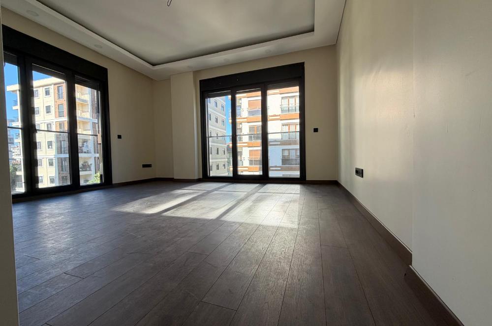 Göztepe'de Bağdat caddesine yakın 1+1 kiralık daire otoparklı