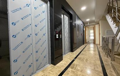 Göztepe'de Bağdat caddesine yakın 1+1 kiralık daire otoparklı