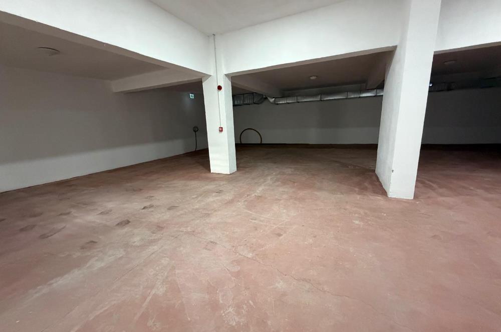 Göztepe'de Bağdat caddesine yakın 1+1 kiralık daire otoparklı