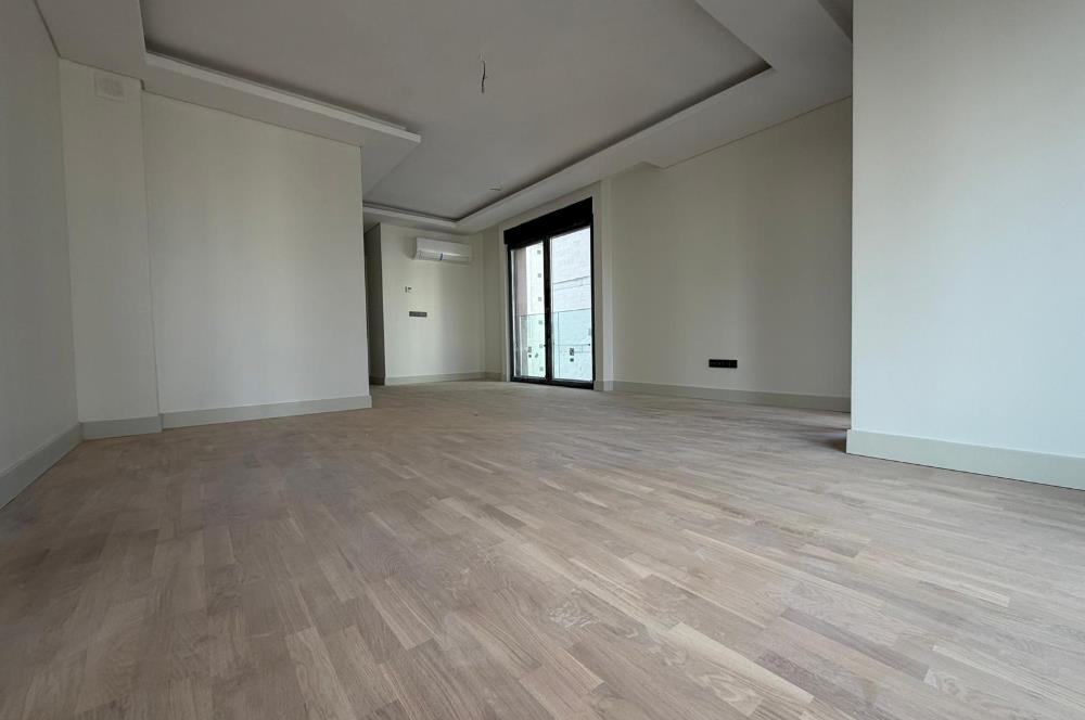 Suadiye Ayşe Çavuş Caddesi'nde 2+1 Kiralık Daire yeni bina