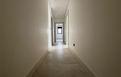 Suadiye Ayşe Çavuş Caddesi'nde 2+1 Kiralık Daire yeni bina