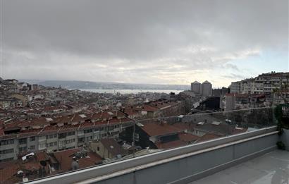 Beşiktaş'ta deniz manzaralı 5+1 dubleks daire