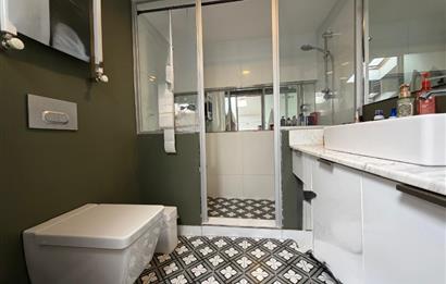 Beşiktaş'ta deniz manzaralı 5+1 dubleks daire