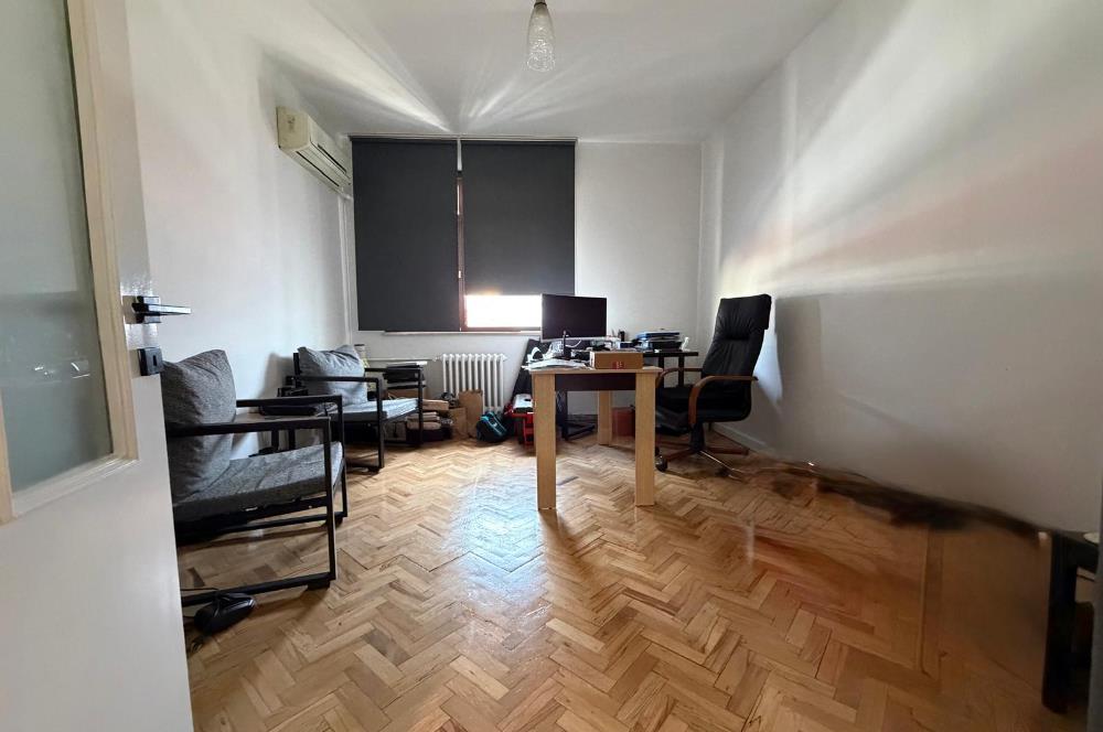 Beşiktaş'ta deniz manzaralı 5+1 dubleks daire