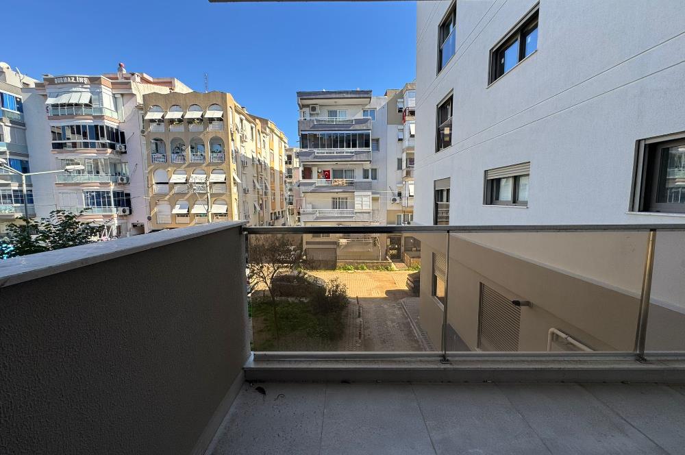 Karşıyaka Nergiz Dedebaşı Mh'de Sıfır 3+1 Kiralık Daire