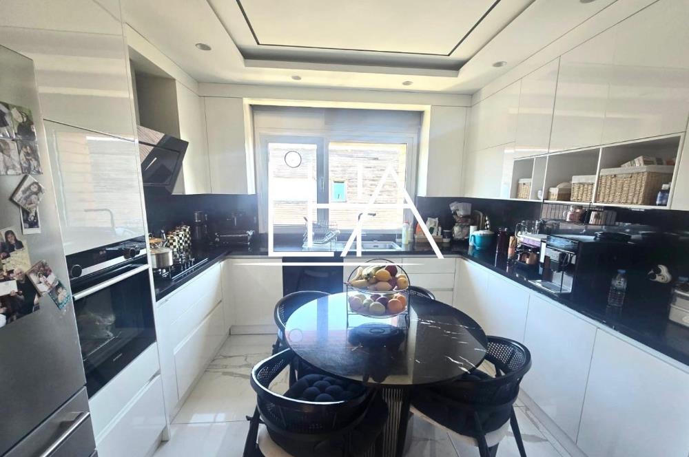 C21'DEN KEMERLIFE 21'DE CADDE CEPHENİN EN GÜZEL KONUMLU DAİRESİ