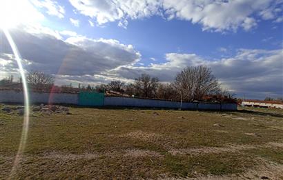 CENTURY 21 VİZYON'DAN SİVRİHİSAR BAHÇECİK’TE  SATILIK KÖY EVİ VE ARSASI