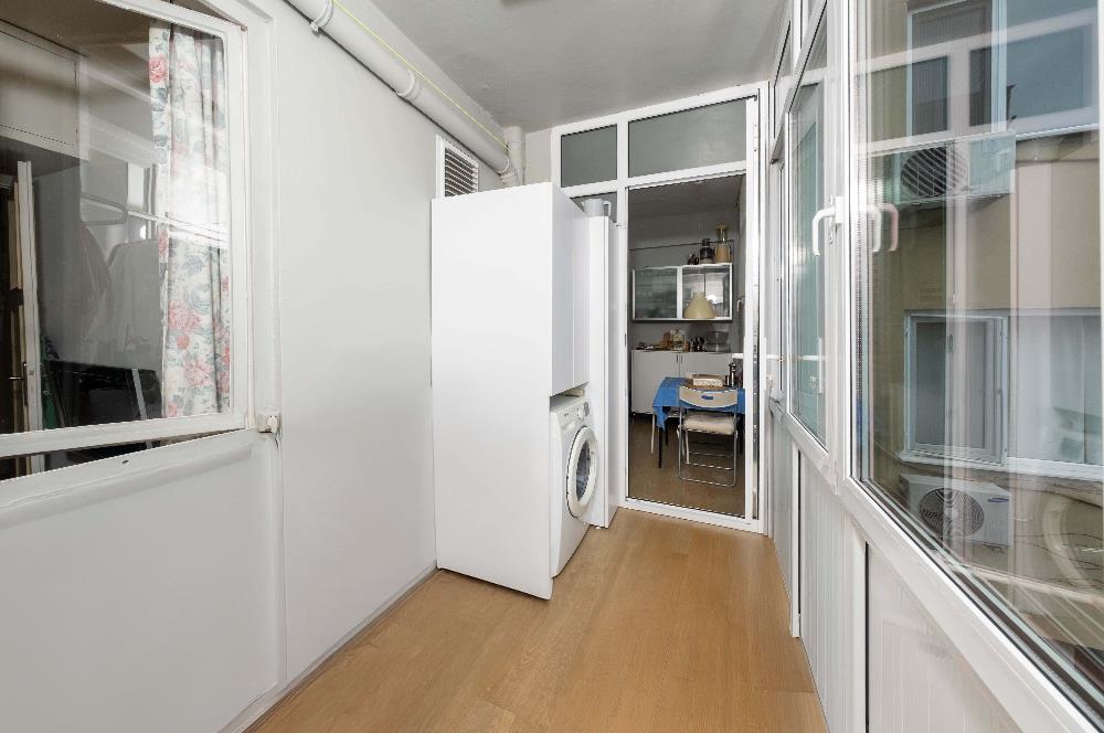 NİŞANTAŞI, VALİKONAĞI CADDESİ ÜZERİNDE 220 M2 SATILIK DAİRE...