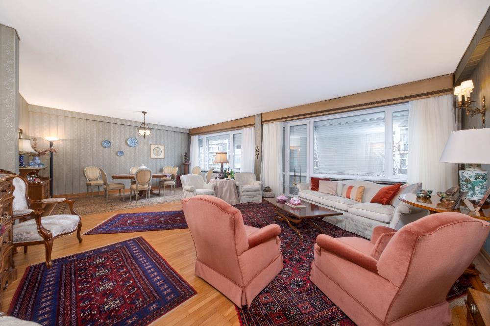 NİŞANTAŞI, VALİKONAĞI CADDESİ ÜZERİNDE 220 M2 SATILIK DAİRE...