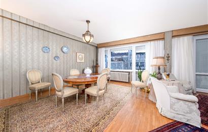 NİŞANTAŞI, VALİKONAĞI CADDESİ ÜZERİNDE 220 M2 SATILIK DAİRE...