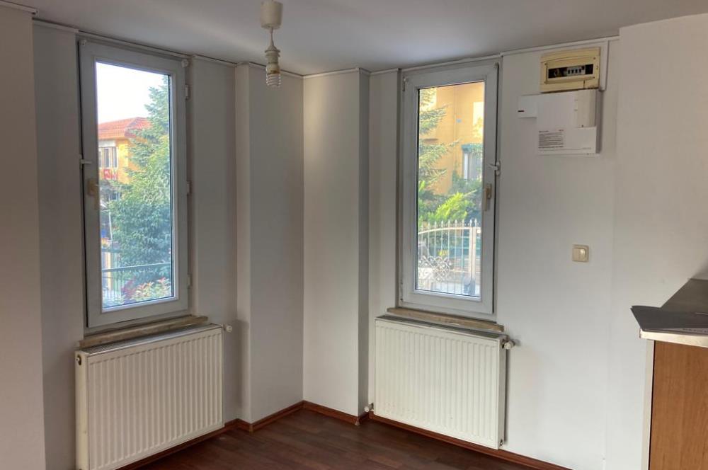 CENTURY21 Kemerburgaz Vadi Evleri Kiralık 3+1 Dubleks Villa