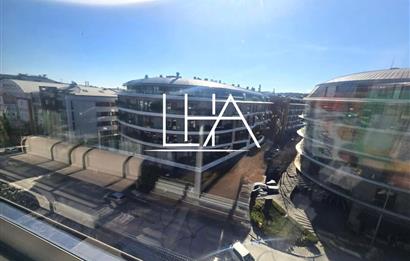 C21'DEN KEMERLIFE 21'DE CADDE CEPHENİN EN GÜZEL KONUMLU DAİRESİ