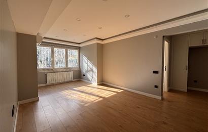 NİSBETİYE'DE, FERAH, İÇİ YENİLENMİŞ, MERKEZİ LOKASYON