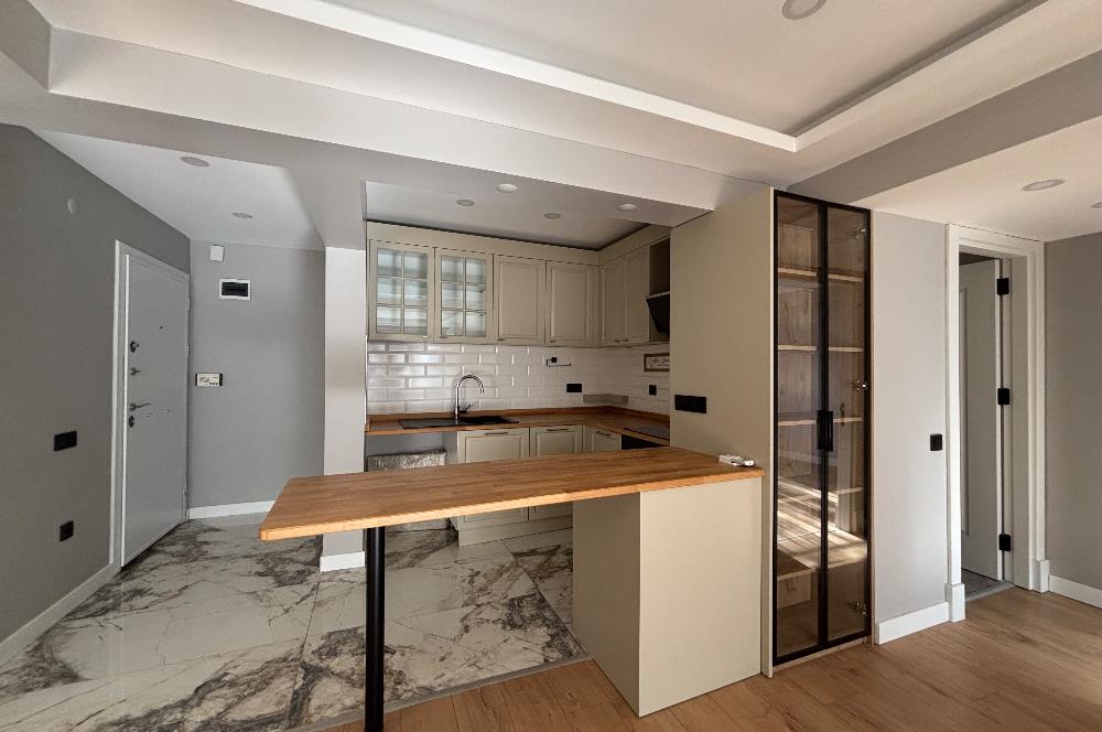 NİSBETİYE'DE, FERAH, İÇİ YENİLENMİŞ, MERKEZİ LOKASYON