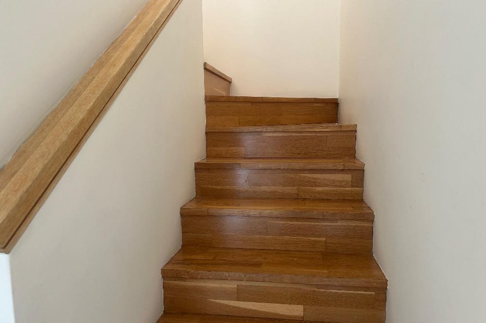 CENTURY21 GERÇEKTEN AYTEK EVLERİNDE SATILIK 4+1 ÇATI DUBLEKSİ