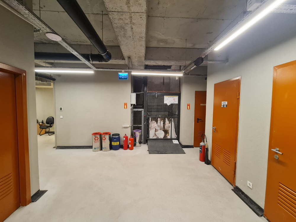 Vadistanbul Kiralık Dükkan 1000m2 Porta Vadi
