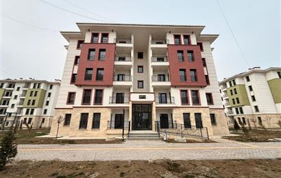 ÇUBUK 503 KONUTLARINDA SIFIR 2+1 MERKEZİ SİSTEMLİ ASANSÖRLÜ