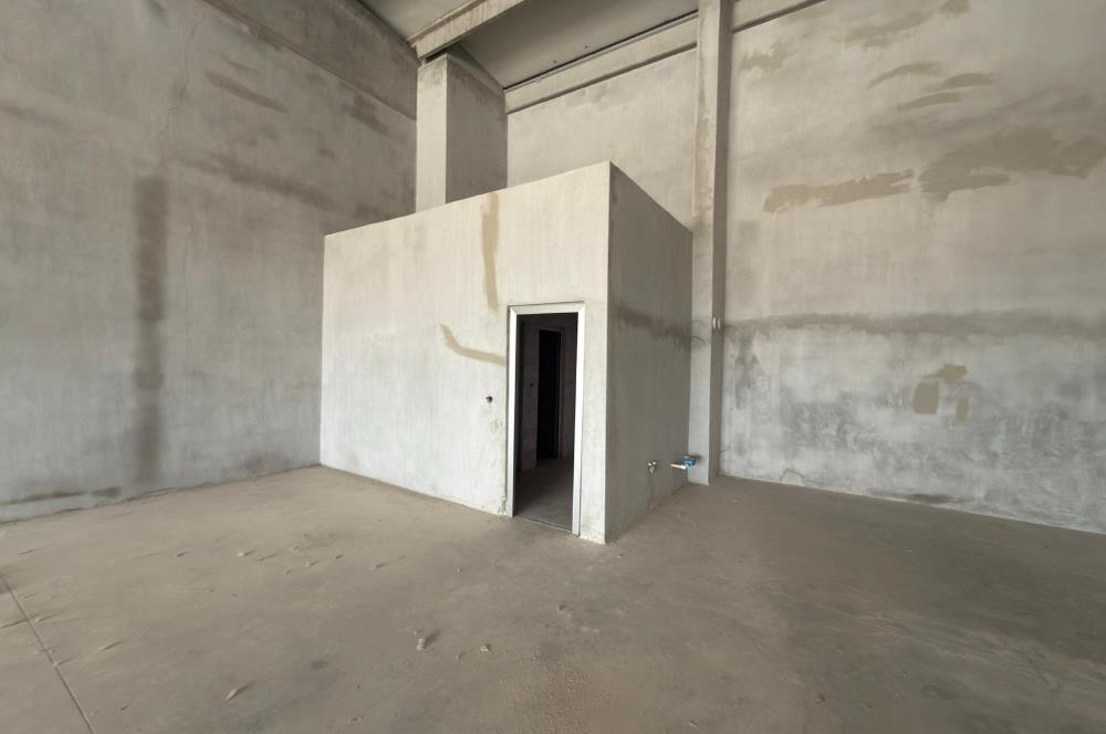 TOKİ AKSARAY SANAYİ SİTESİNDE ASMA KATA UYGUN KÖŞE 200M2 DÜKKAN