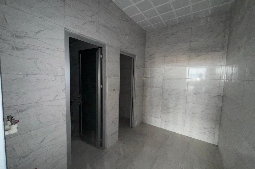 TOKİ AKSARAY SANAYİ SİTESİNDE ASMA KATA UYGUN KÖŞE 200M2 DÜKKAN