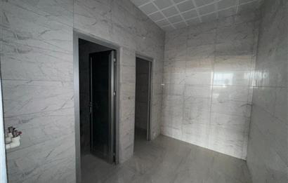 TOKİ AKSARAY SANAYİ SİTESİNDE ASMA KATA UYGUN KÖŞE 200M2 DÜKKAN