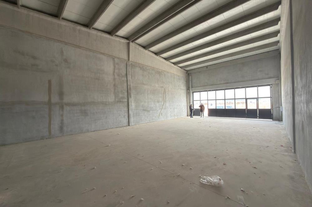 TOKİ AKSARAY SANAYİ SİTESİNDE ASMA KATA UYGUN KÖŞE 200M2 DÜKKAN