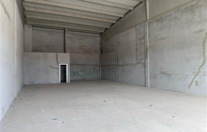 TOKİ AKSARAY SANAYİ SİTESİNDE ASMA KATA UYGUN KÖŞE 200M2 DÜKKAN