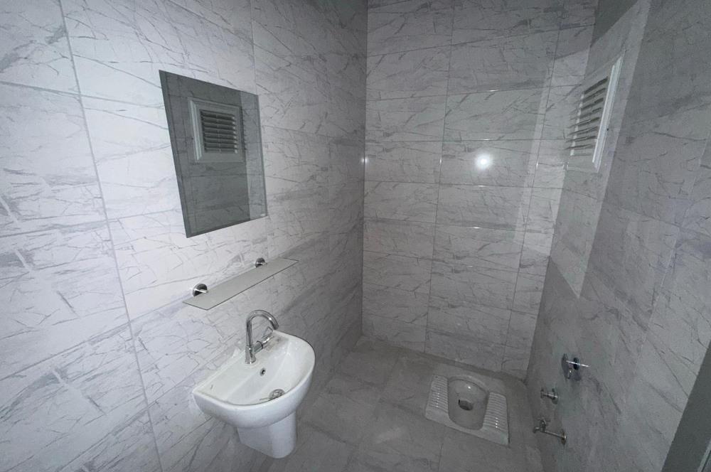 TOKİ AKSARAY SANAYİ SİTESİNDE ASMA KATA UYGUN KÖŞE 200M2 DÜKKAN