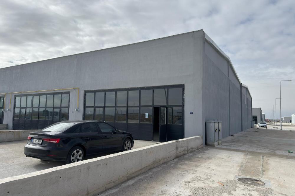 TOKİ AKSARAY SANAYİ SİTESİNDE ASMA KATA UYGUN KÖŞE 200M2 DÜKKAN