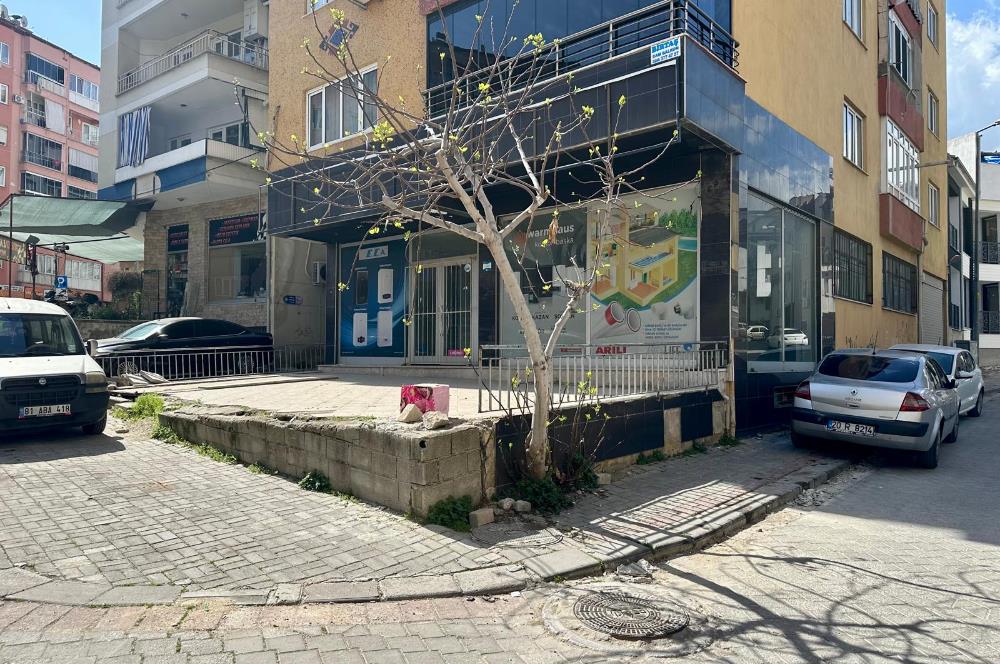 Lozan Caddesi'nde Cadde Üstü Satılık 250,00 m² Depolu İş Yeri..