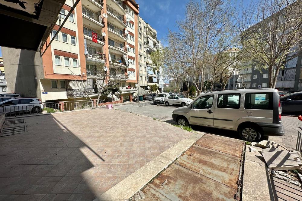 Lozan Caddesi'nde Cadde Üstü Satılık 250,00 m² Depolu İş Yeri..