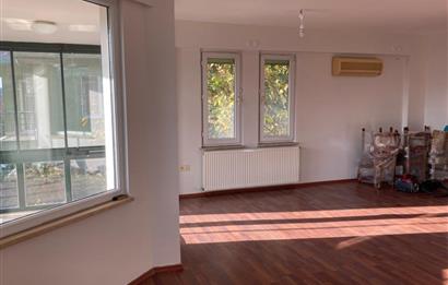 CENTURY21 Kemerburgaz Vadi Evleri Kiralık 3+1 Dubleks Villa