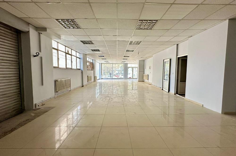 Lozan Caddesi'nde Cadde Üstü Satılık 250,00 m² Depolu İş Yeri..