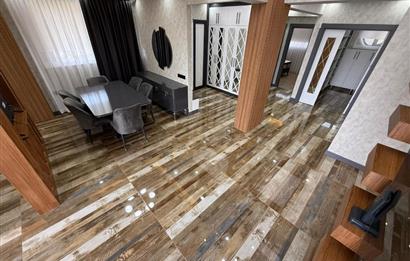 GÖLBAŞI HACILARDA 18 AİLE KONSEPTLİ TRİPLEKS 7+1 MOGAN MANZARALI