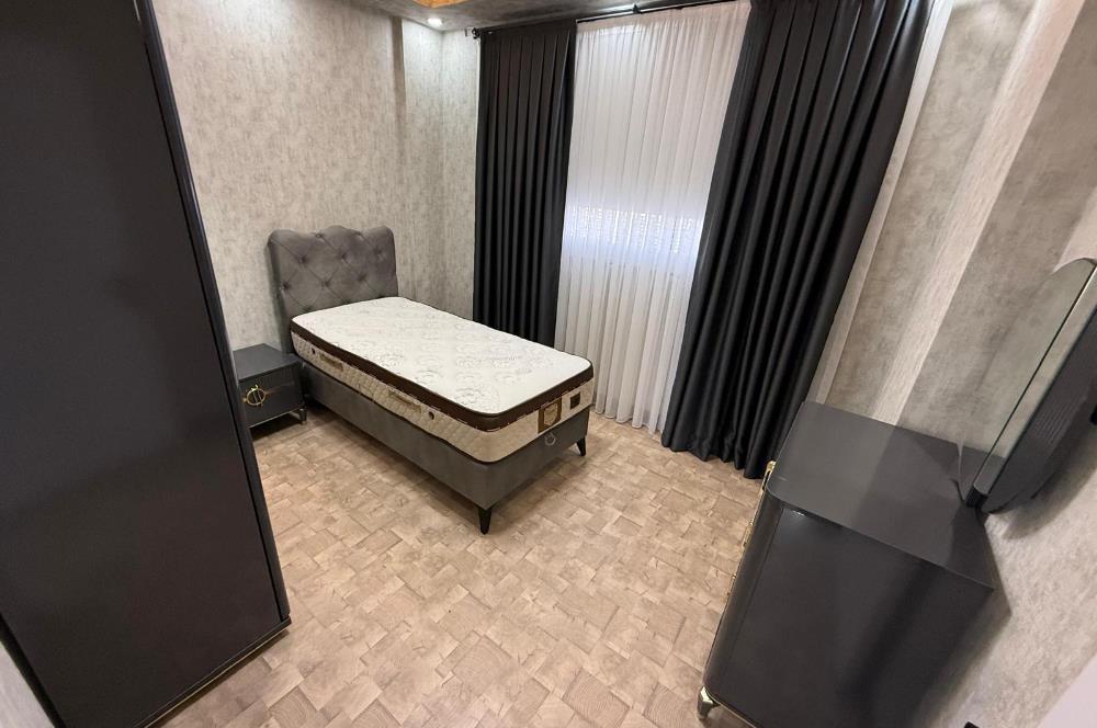 GÖLBAŞI HACILARDA 18 AİLE KONSEPTLİ TRİPLEKS 7+1 MOGAN MANZARALI