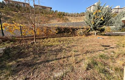 341 ETAP TERAS EVLERDE 3+1 GENİŞ KULLANIMLI BOŞ 250M2 BAHÇELİ